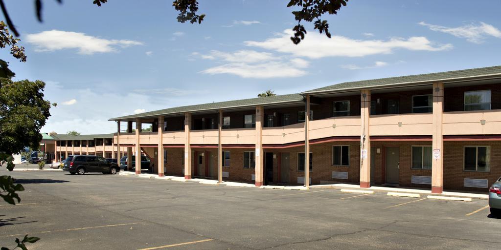 Knights Inn At Cedar City Exterior foto